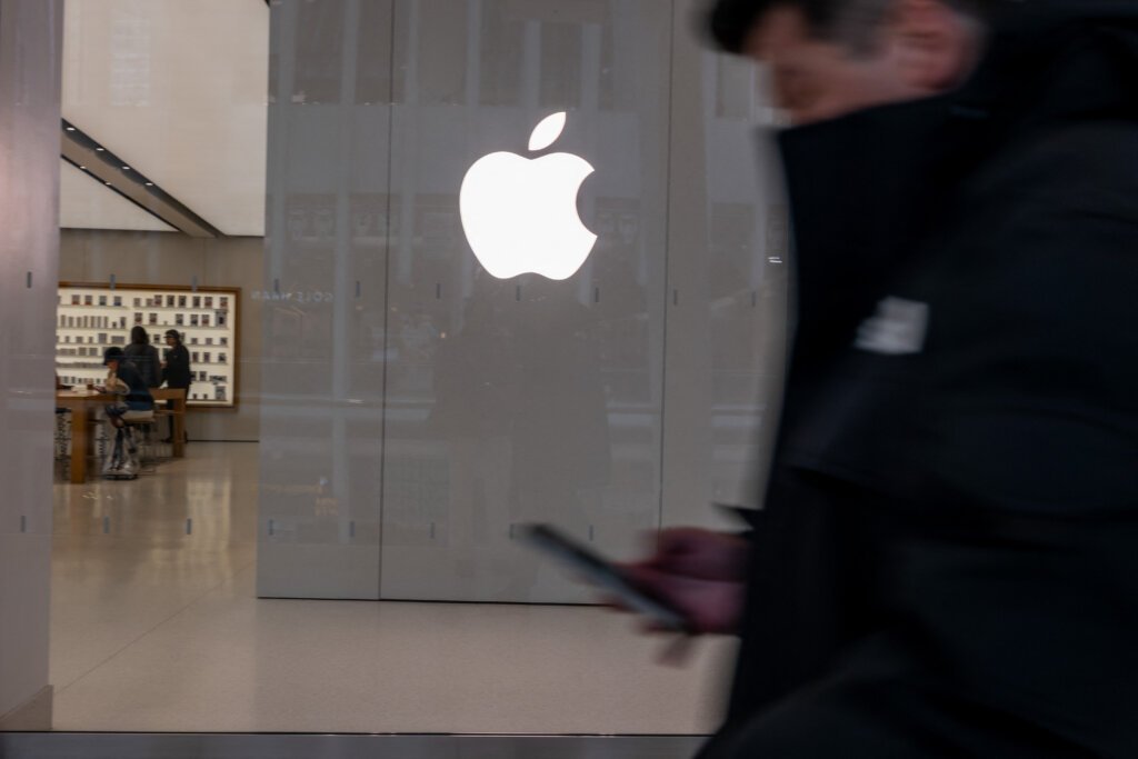 Apple is upgrading its iMessage platform to enhance protection against forthcoming encryption-breaking technologies.